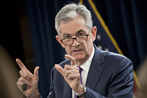 パウエルFRB議長は、FOMC議事要旨を使って「過去の書き換え」をする方法を使っているという (C)Bloomberg/GettyImages