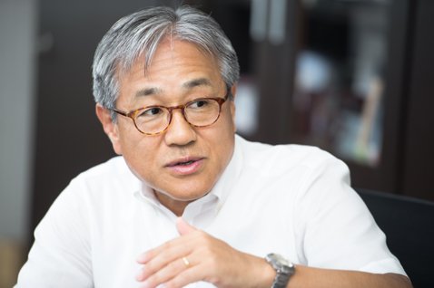 半世紀にわたって価格調整機能を果たしてきたOPECだが、2014年11月に突然、カルテルとしての機能を放棄してしまったと語る高井さん。その理由とは?