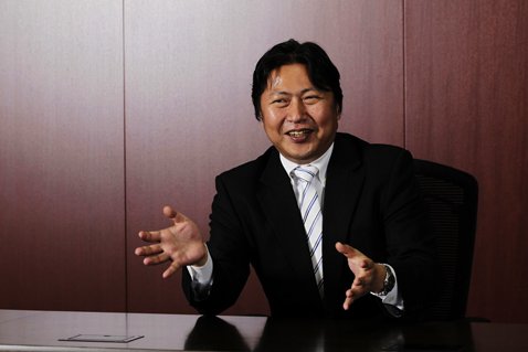 奥山社長の写真